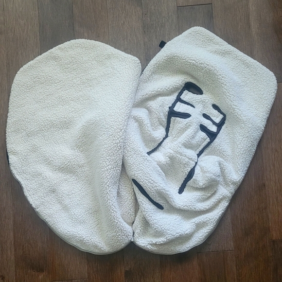 JJ Cole Bundleme Bunting Infant Bag - Black - Picture 5 of 6